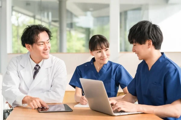 土地活用でクリニック誘致したい！病院との違いや成功のポイントを解説